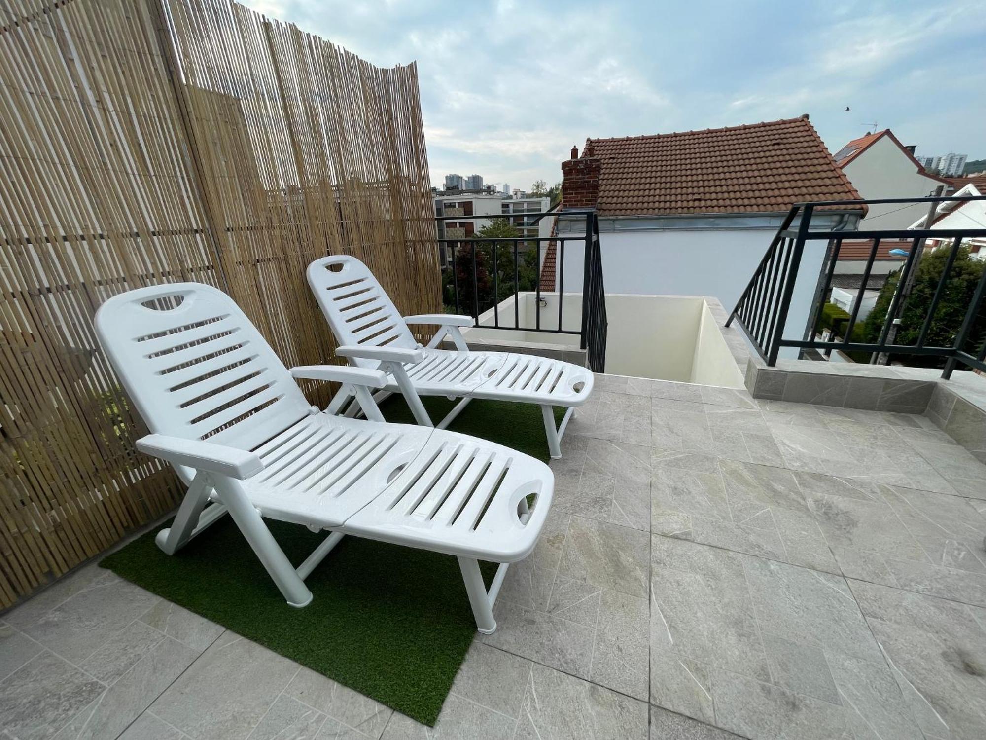Appartement Avec Terrasse Et Ciel Etoile ! Noisy-le-Sec Kültér fotó