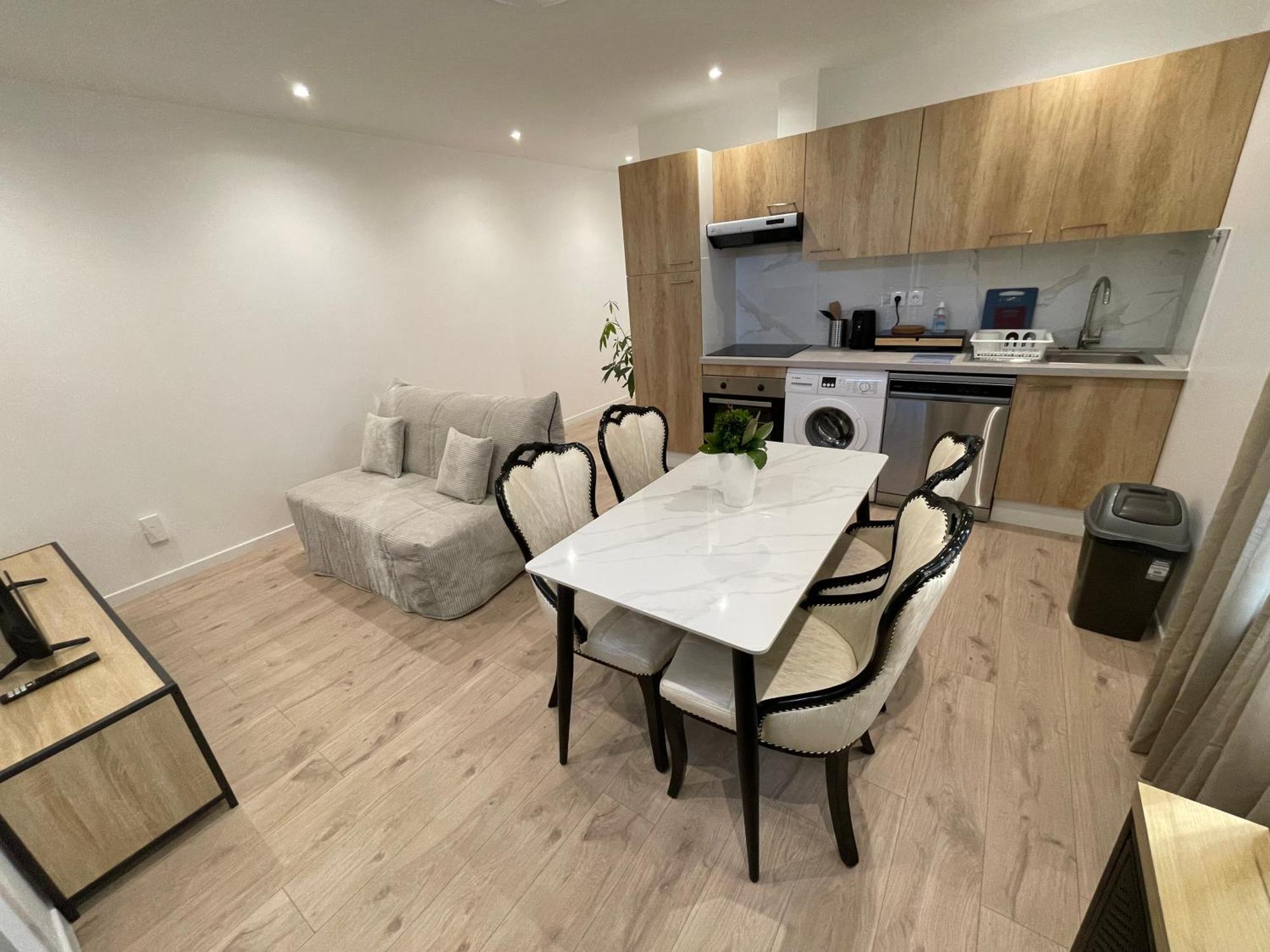 Appartement Avec Terrasse Et Ciel Etoile ! Noisy-le-Sec Kültér fotó