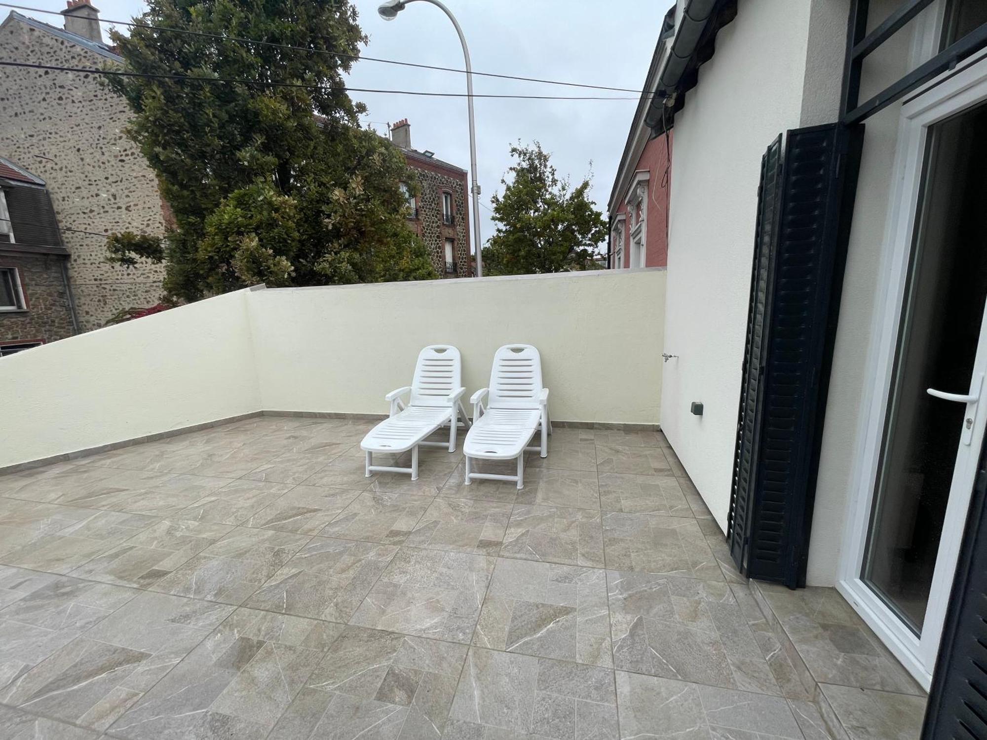 Appartement Avec Terrasse Et Ciel Etoile ! Noisy-le-Sec Kültér fotó